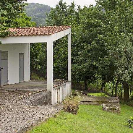 Gospodarstwo wiejskie Quinta Dos Monteiros Resende
